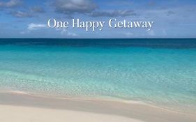 Tranquil Eagle Beach Condo, Sleeps 4 To 6